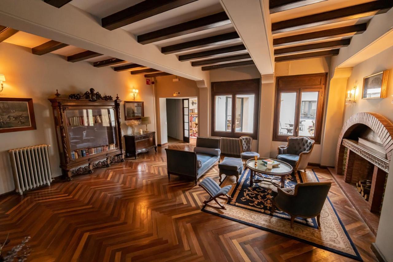 Angelats Hotel - A Signature Boutique Hotel & Restaurant Ribes De Freser Eksteriør billede